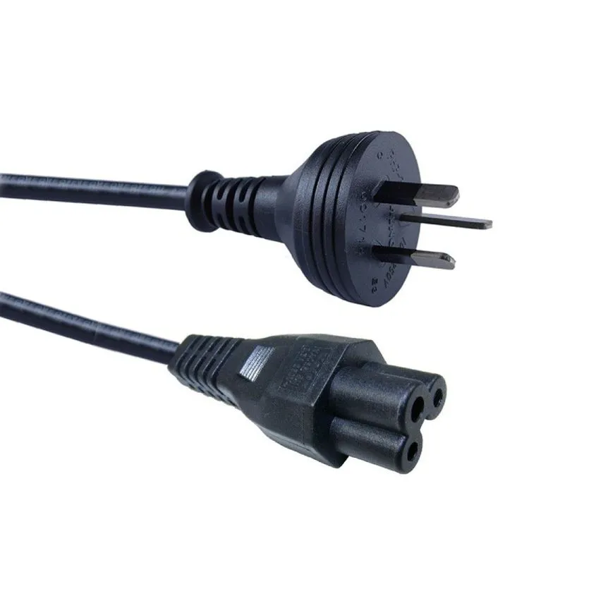 Cable power tipo Trebol 1.5 Metros Intco